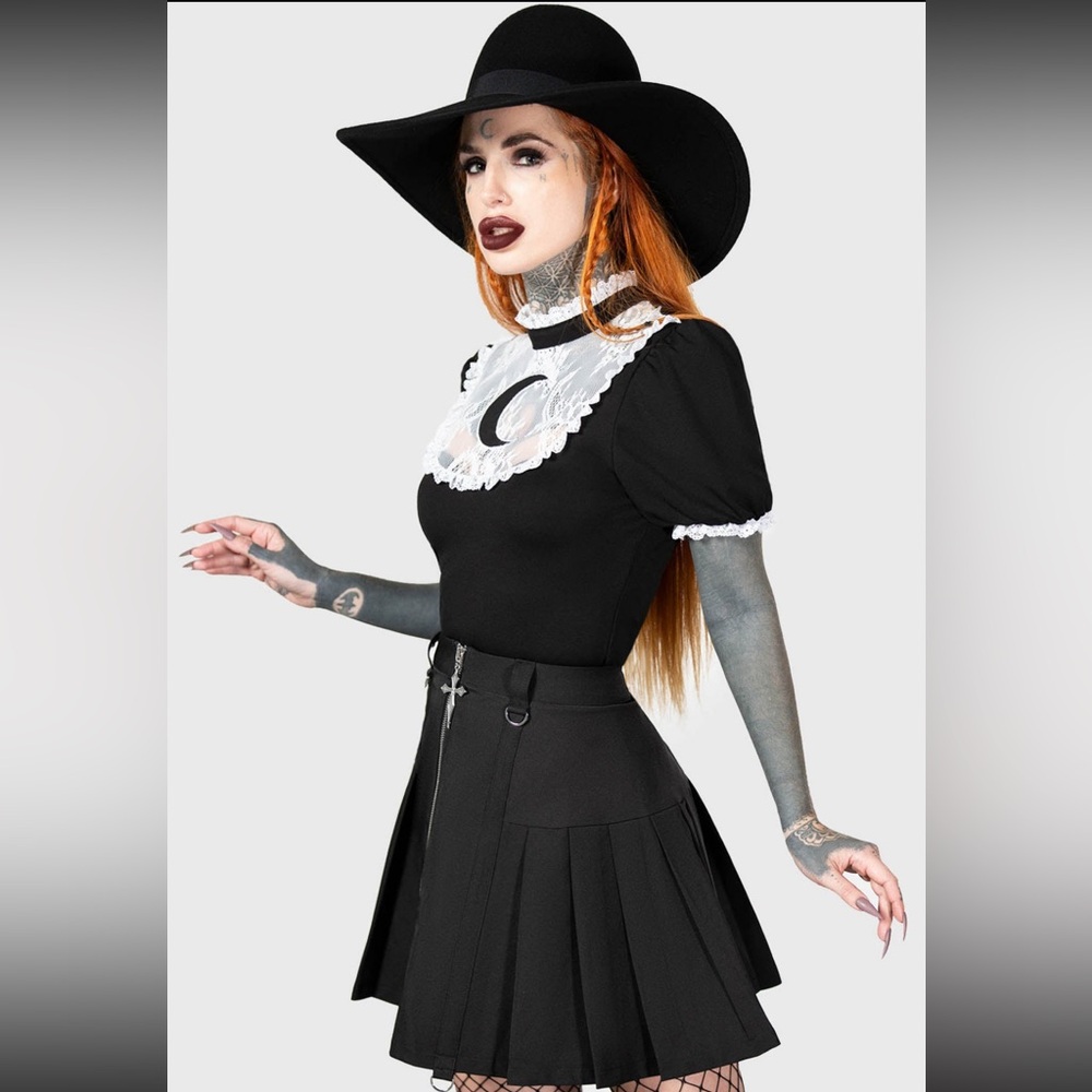 NWT KILLSTAR Wish Upon a Moon Top - Picture 2 of 7